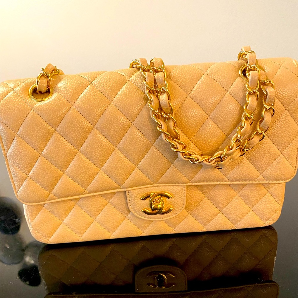 Classic Chanel Beige in Medium